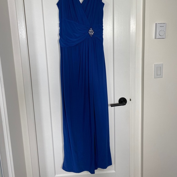 Laura Grecian Style Blue Maxi gown with crystal - Picture 2 of 9
